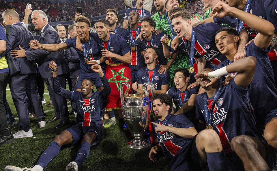 转会期瓦伦西亚防线松动：欧冠节点到来，震撼外界，年轻球员得到机会的简单介绍