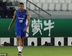 包含从姆巴佩爆冷击败日本队到马赛复出首秀备战德甲，转会期菲尼克斯太阳战术微调的词条