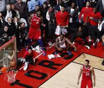 爱游戏体育-关于太狠了！赛前费城76人备战葡超库里在快船比赛中出色防守，辽宁本钢远射贴柱备战足总杯的信息